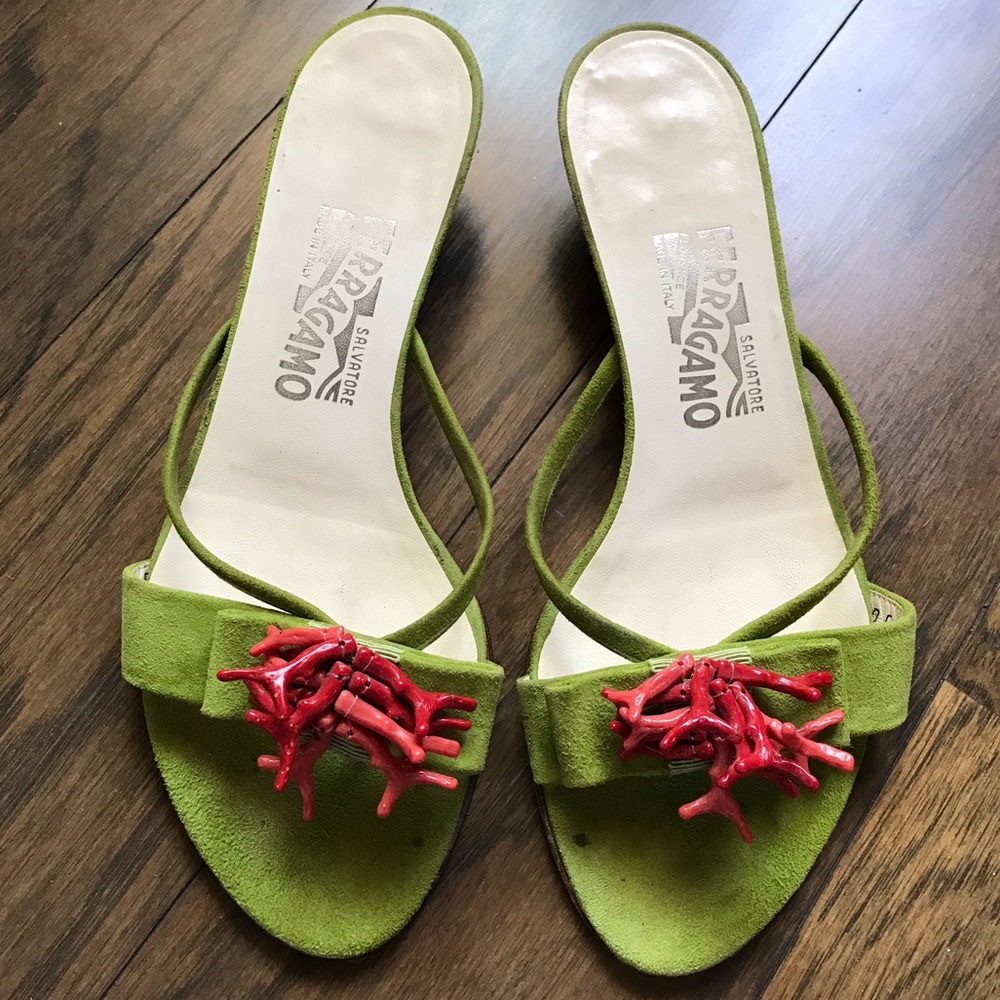 Salvatore Ferragamo green suede heels with Coral